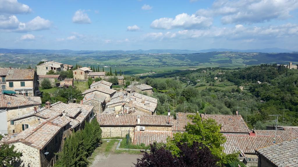 Апарт отель Residenza Palazzo Saloni Монтальчино Экстерьер фото